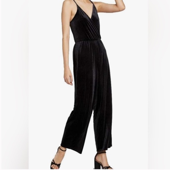 {Wild Fable} Black Velvet Spaghetti Strap V-Neck Jumpsuit - Picture 2 of 2
